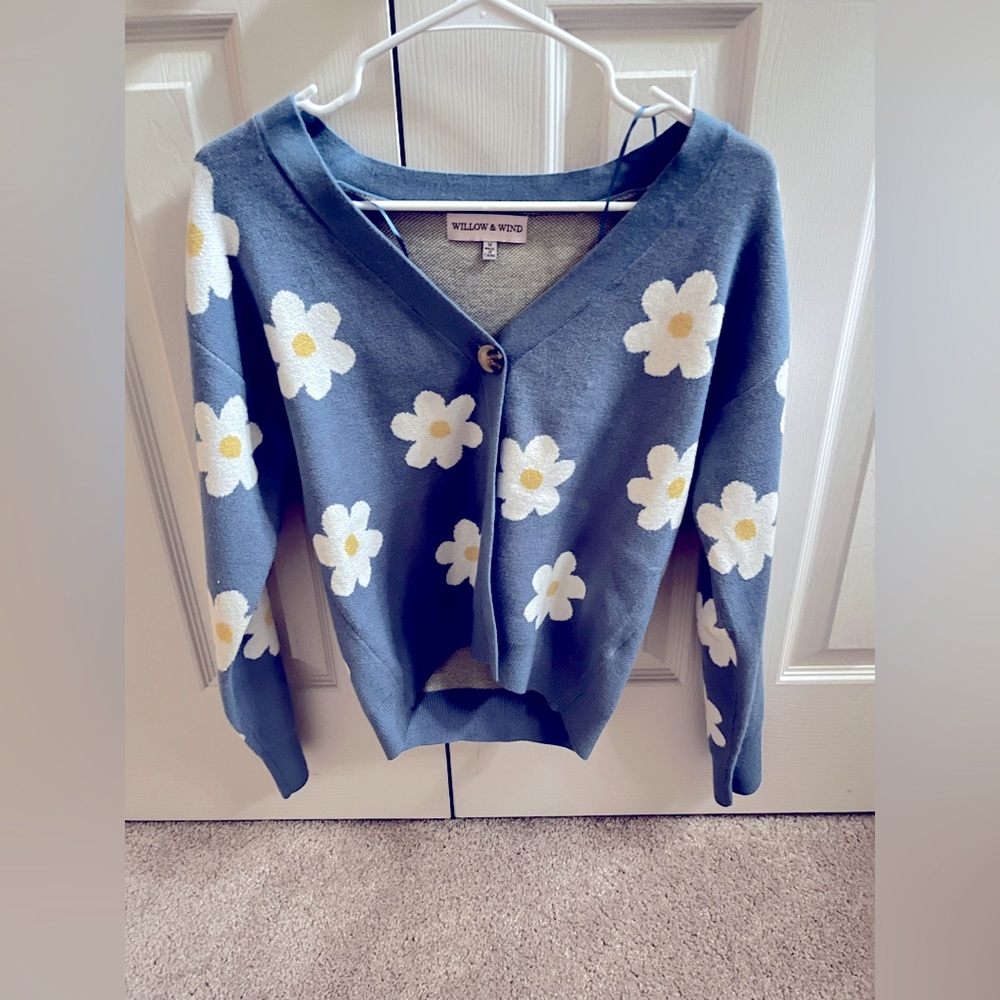Willow and Wind Blue Daisy Sweater